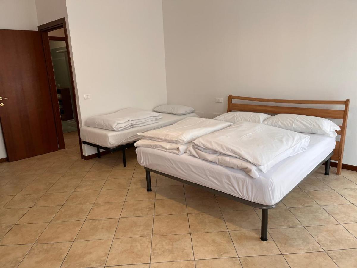 Sebino 11 Apartamento Peschiera del Garda Exterior foto