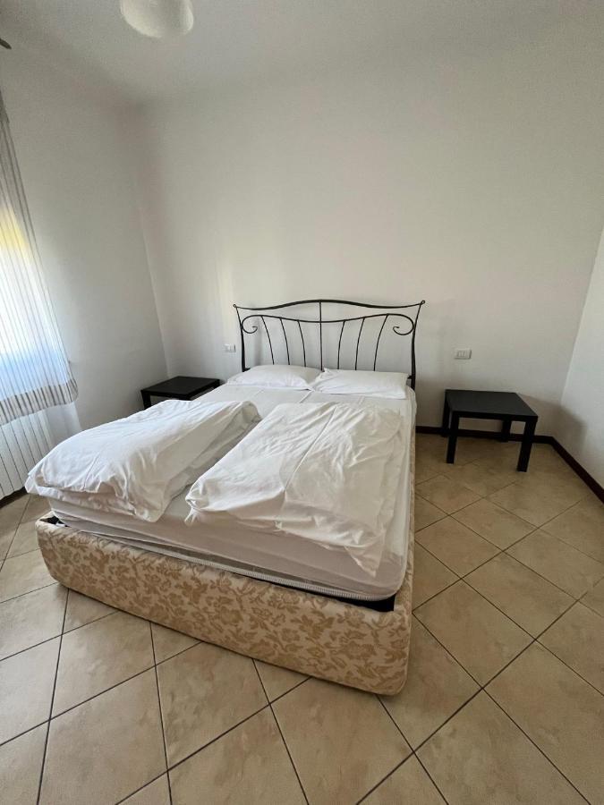 Sebino 11 Apartamento Peschiera del Garda Exterior foto